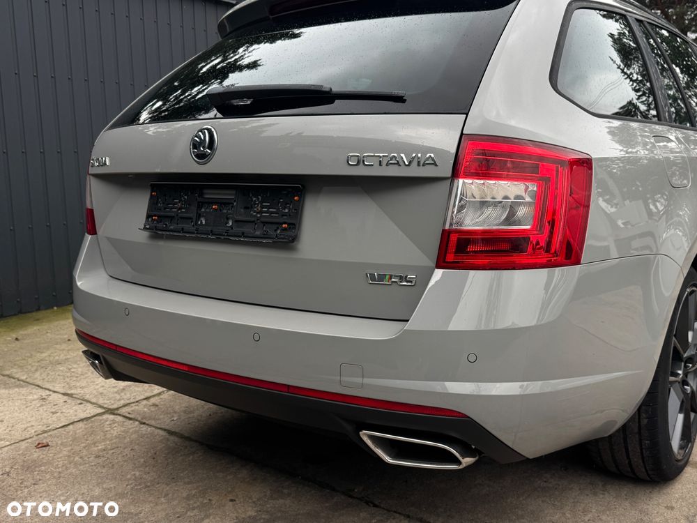 Skoda Octavia 2.0 TDI DSG RS - 4