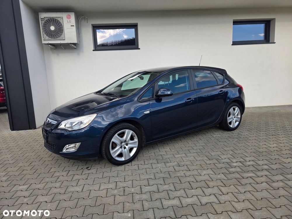 Opel Astra - 16