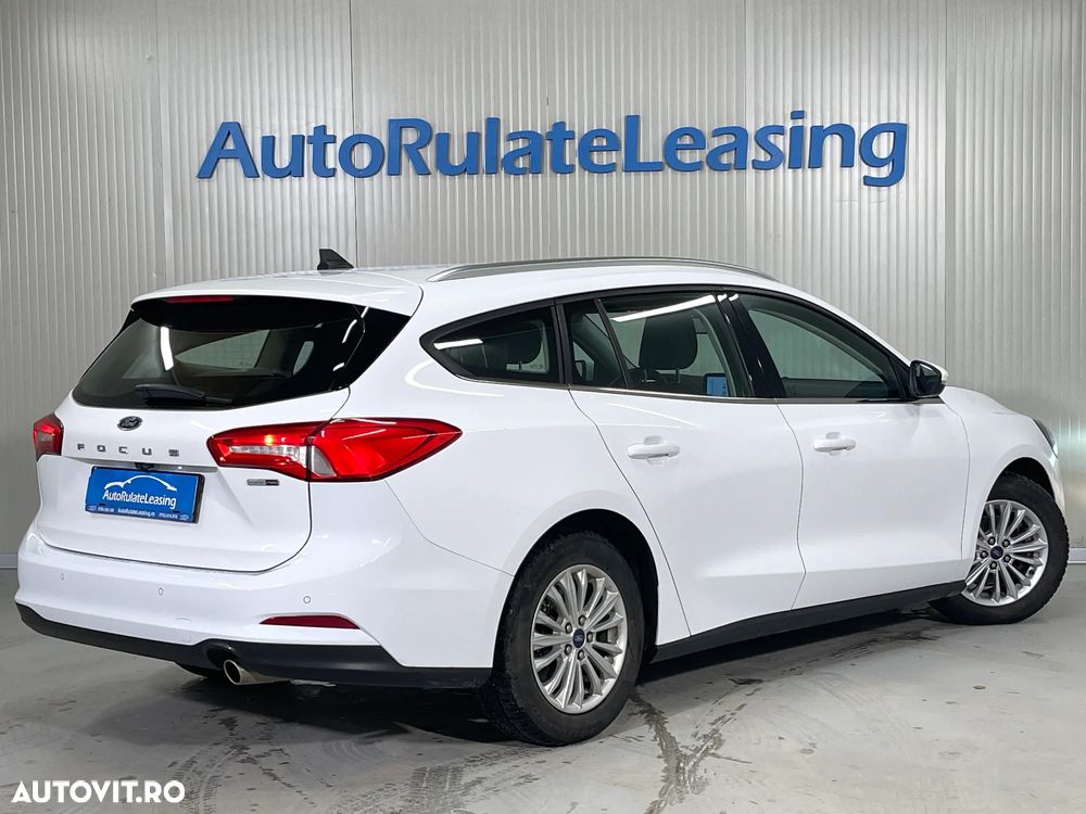 Ford Focus 1.0 EcoBoost MHEV Titanium - 3