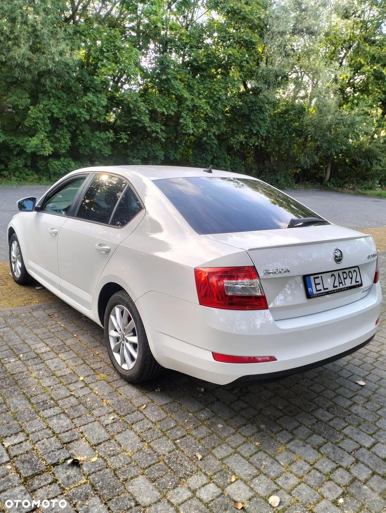 Skoda Octavia 1.6 TDI Greenline - 6