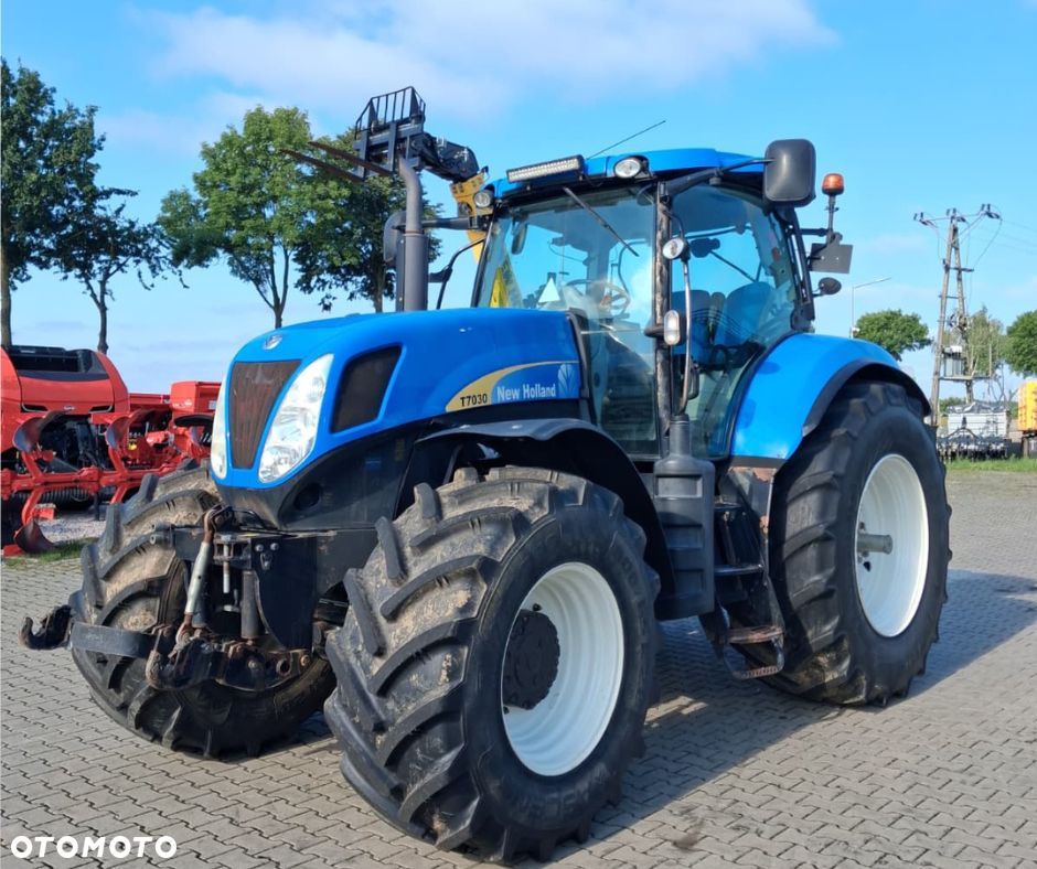 New Holland T7030 - 3