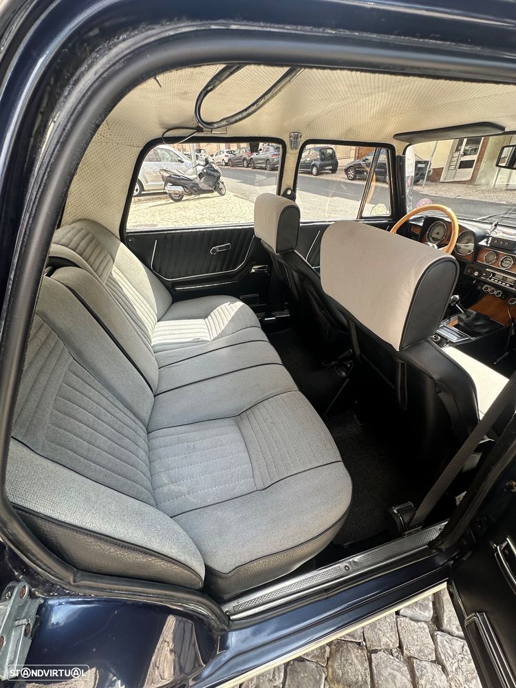 Alfa Romeo 2000 - 14