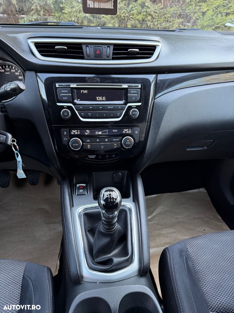 Nissan Qashqai 1.2 DIG-T TEKNA - 16