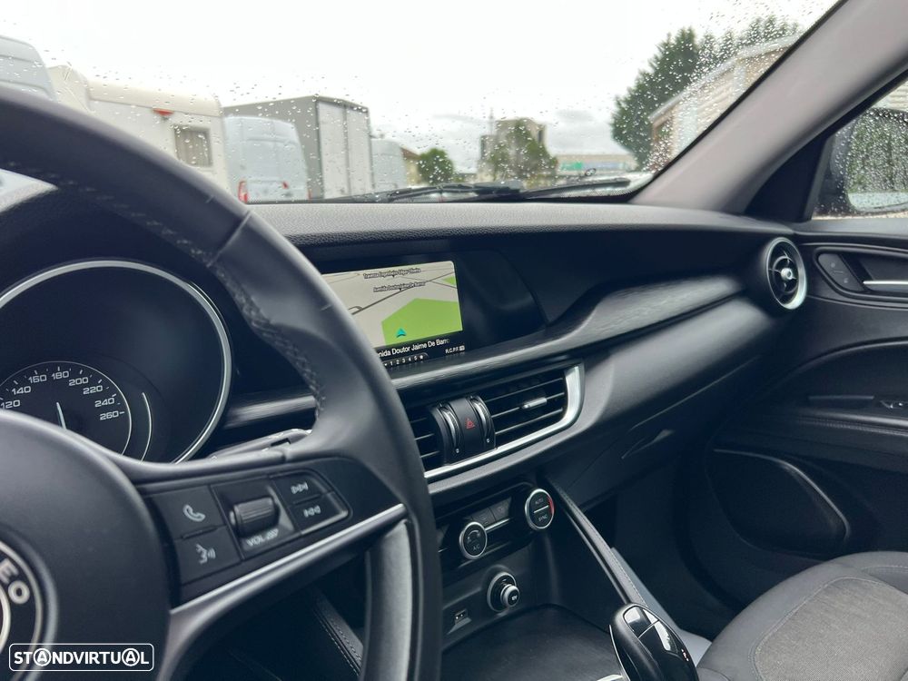 Alfa Romeo Stelvio 2.2 D Super AT8 - 40
