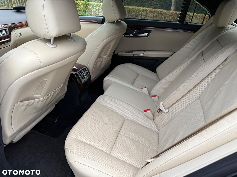 Mercedes-Benz Klasa S 500 7G-TRONIC - 23