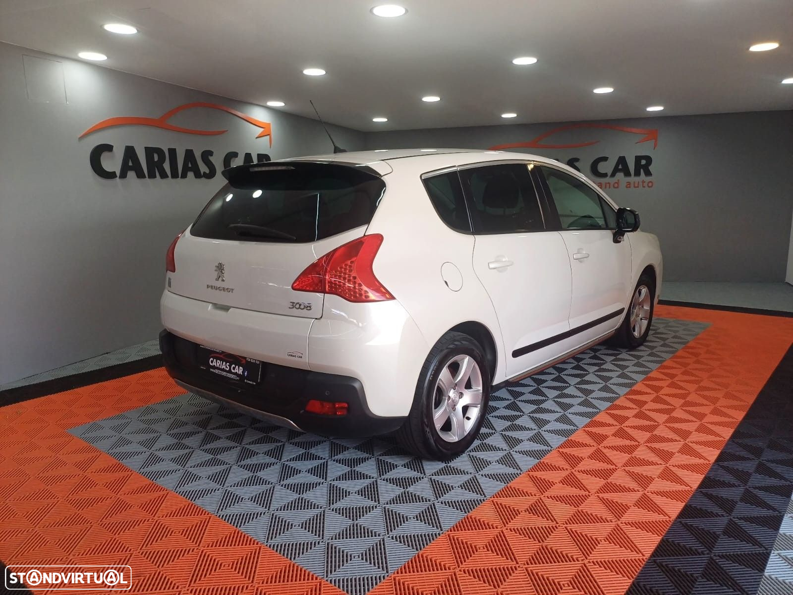 Peugeot 3008 2.0 HDi Hybrid4 - 5