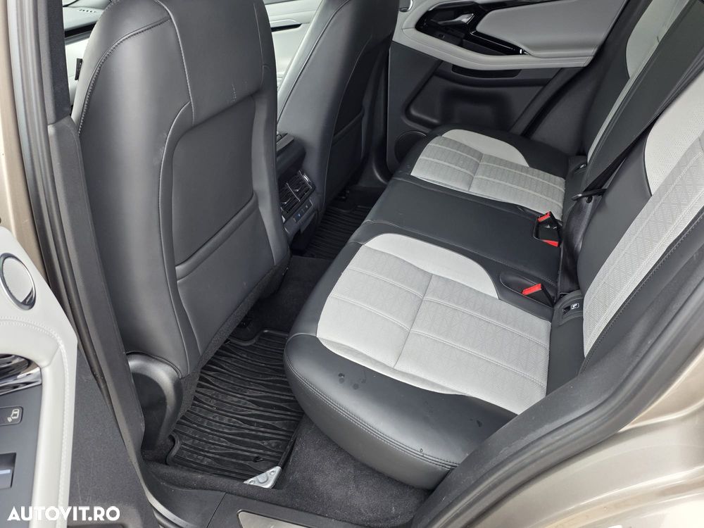 Land Rover Range Rover Evoque - 11