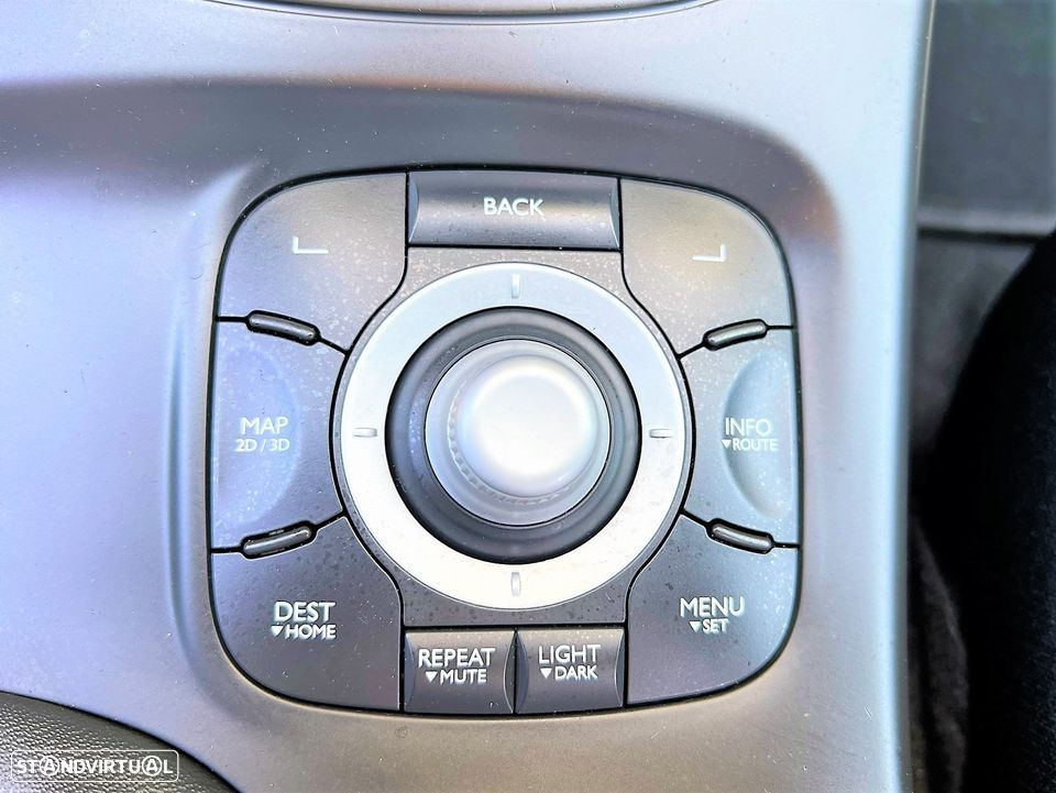 Renault Mégane Sport Tourer dCi 110 FAP EDC LIMITED - 19