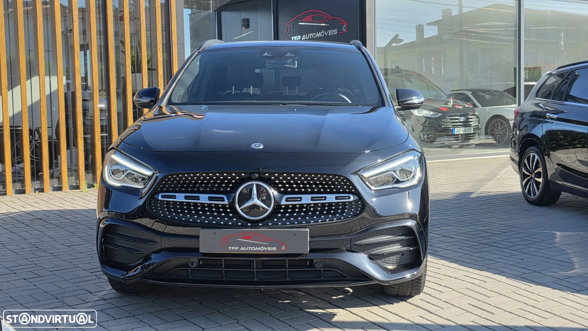 Mercedes-Benz GLA 250 e AMG Line - 3