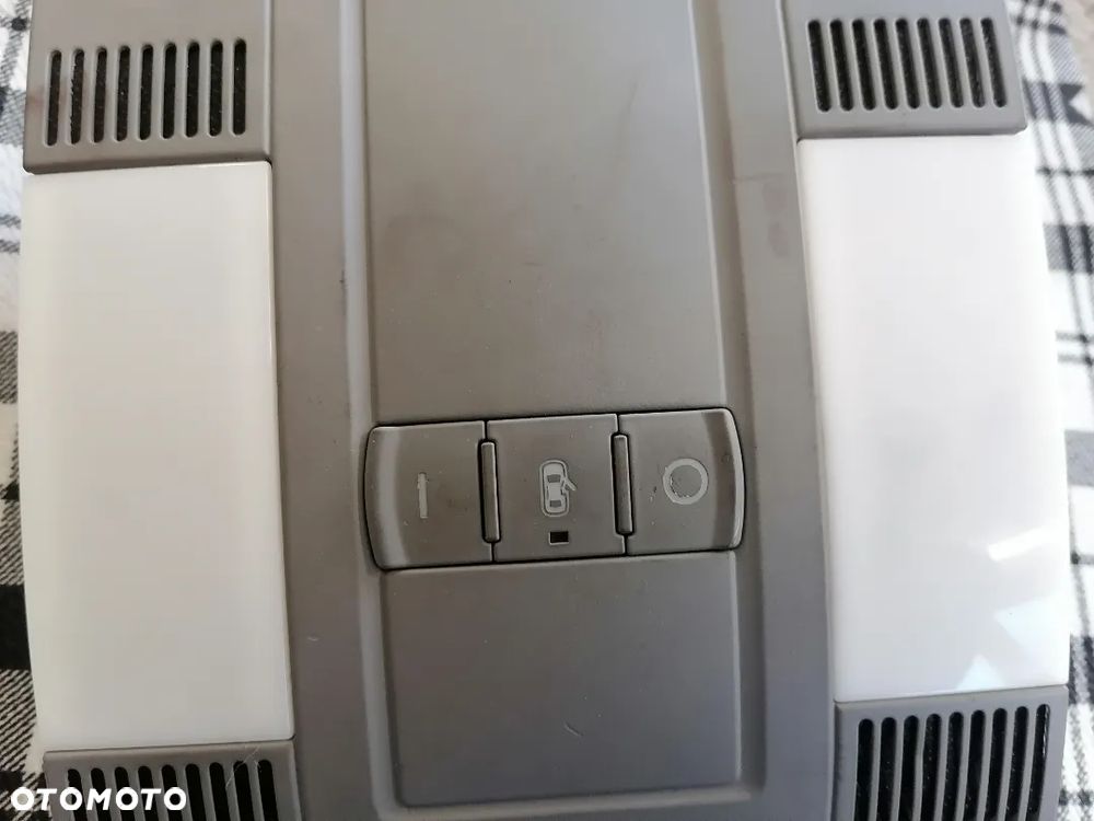 Lampka Podsufitki Link Home Pamięć Bram Audi A8 D3 - 3