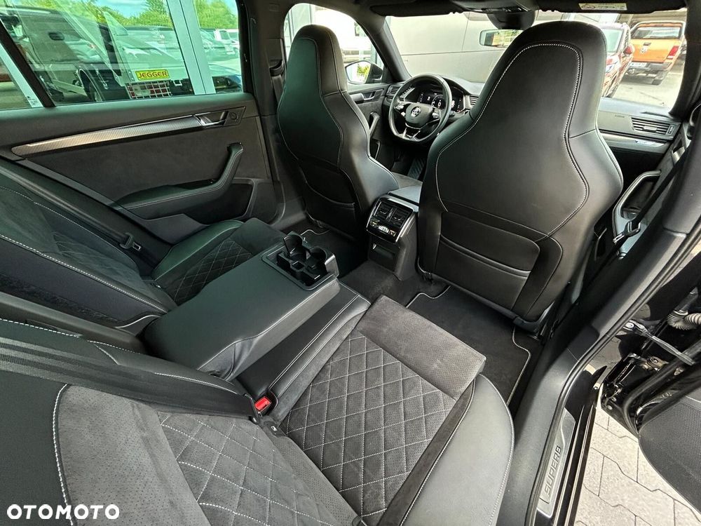 Skoda Superb 2.0 TSI Sportline DSG - 10