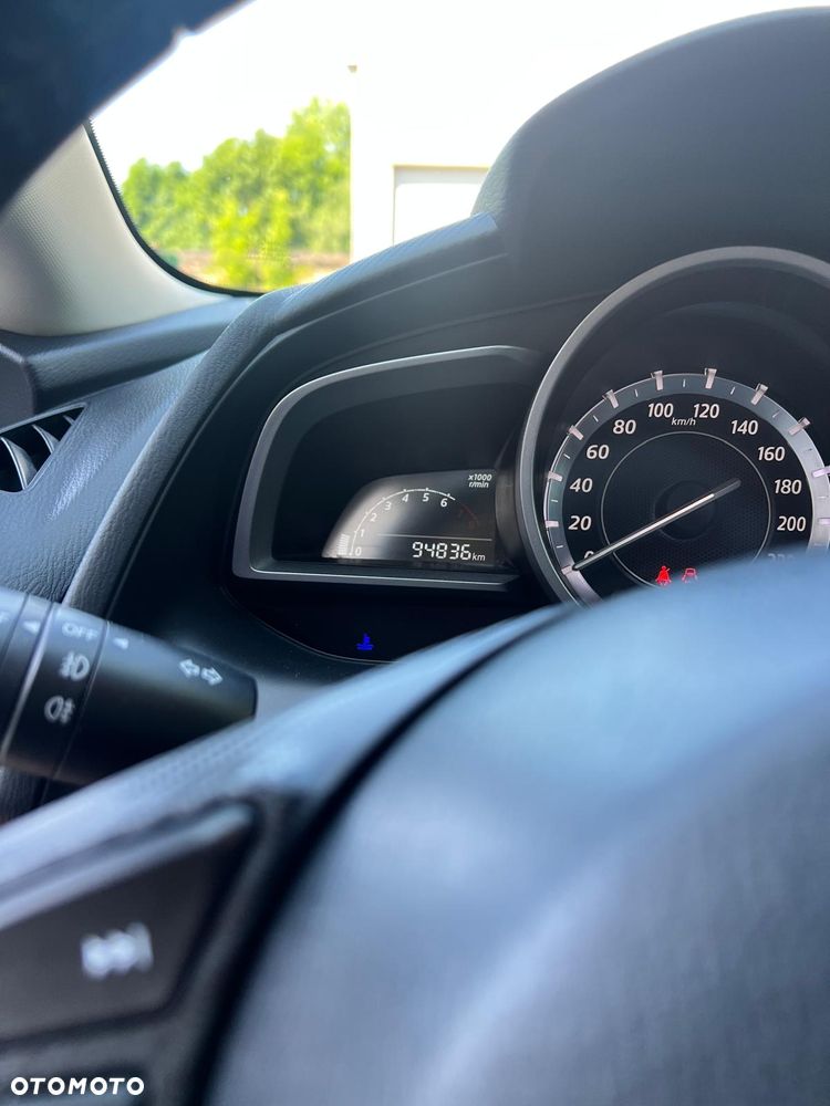 Mazda 2 - 18
