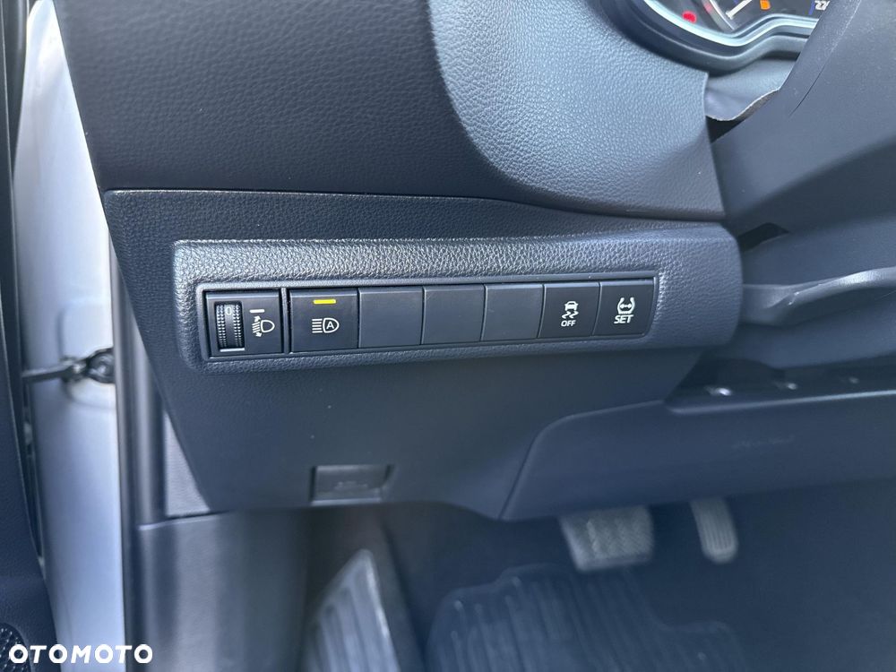 Toyota Corolla 1.8 Hybrid Comfort - 18