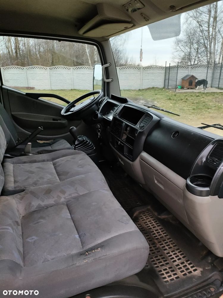 Renault Maxity - 7