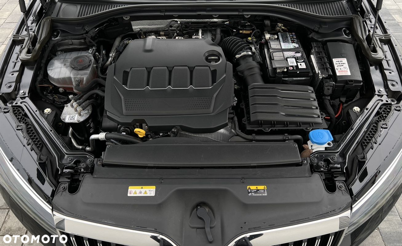 Skoda Superb 2.0 TDI DSG Active - 38