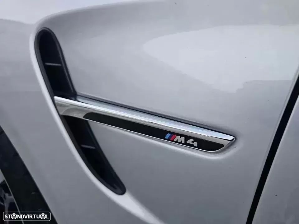 BMW M4 Auto - 25