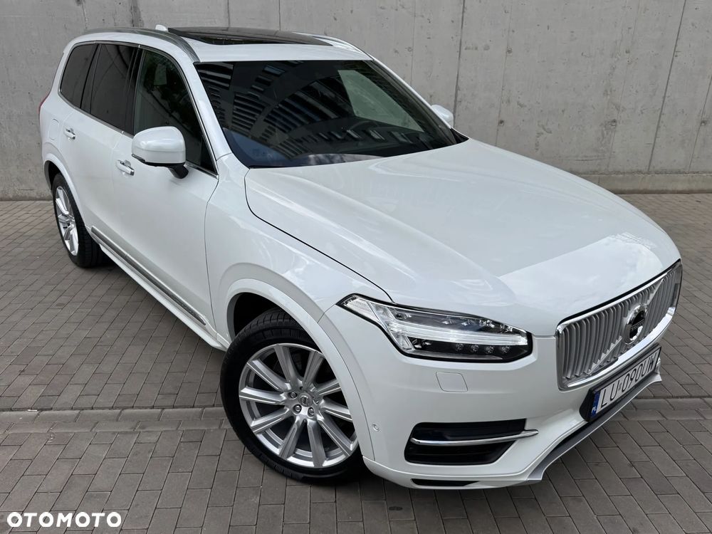 Volvo XC 90 - 8