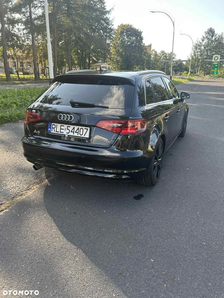 Audi A3 Sportback 1.6 TDI clean diesel Ambition S tronic - 5