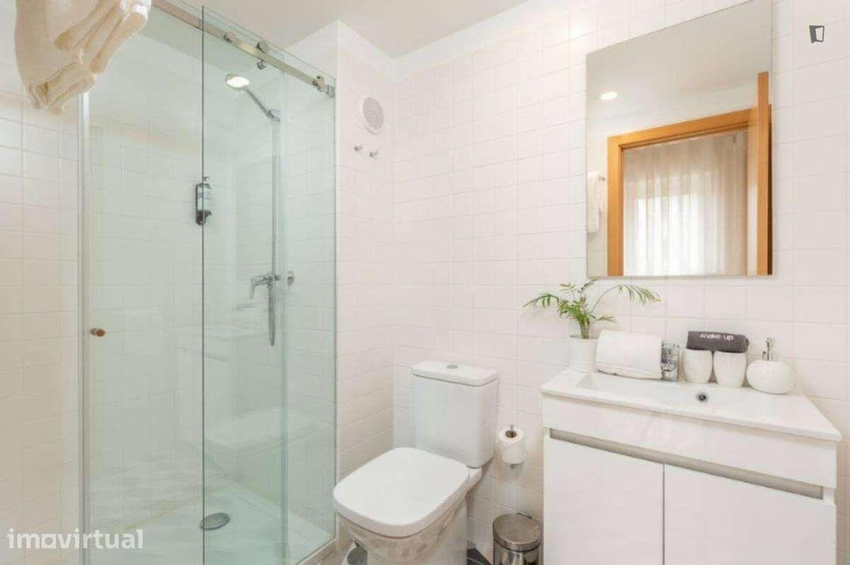 Apartamento com 2 quartos - localizado em Santo Ildefonso Porto - Grande imagem: 3/12