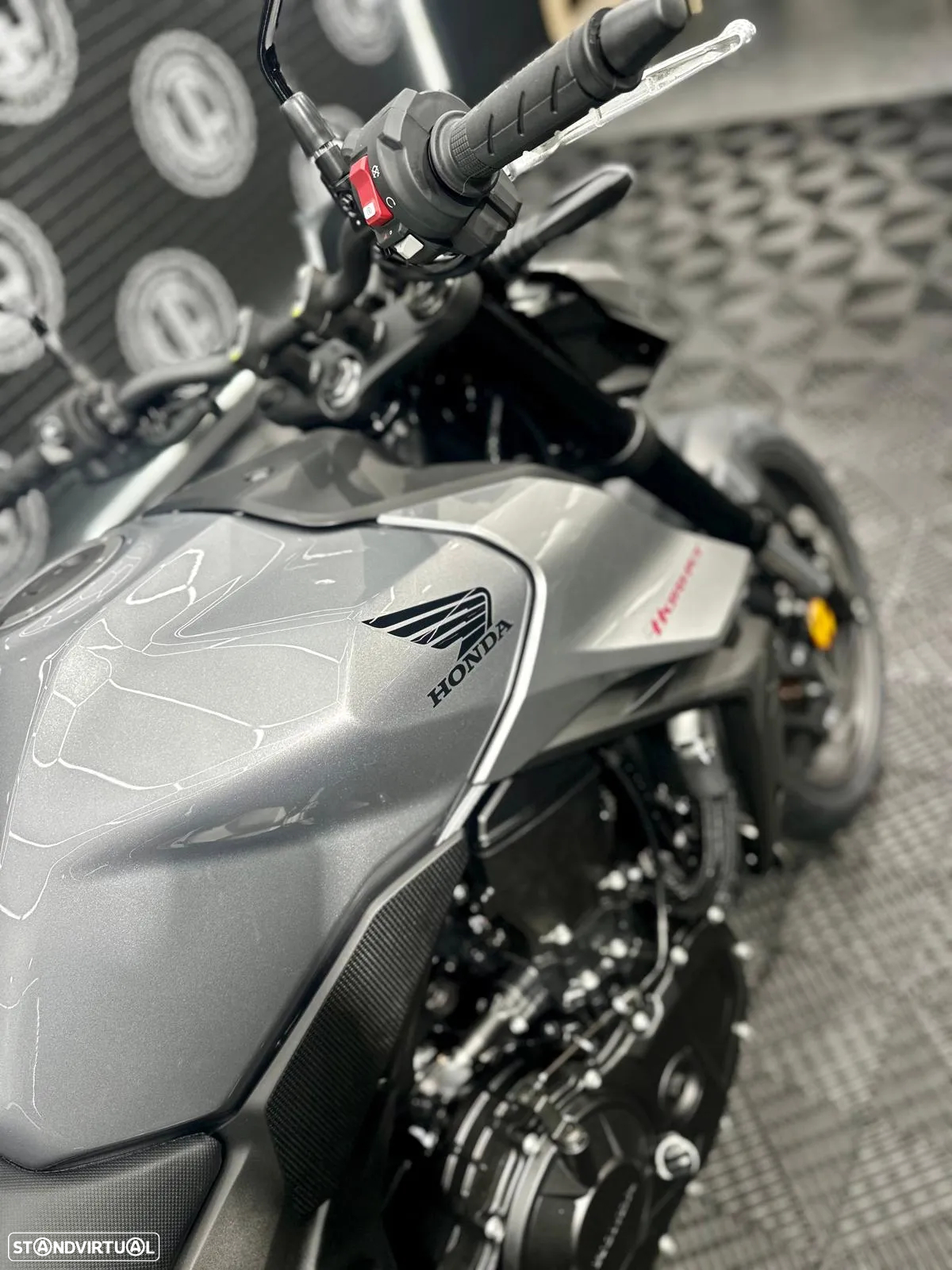 Honda CB 750 HORNET 2025 - 7
