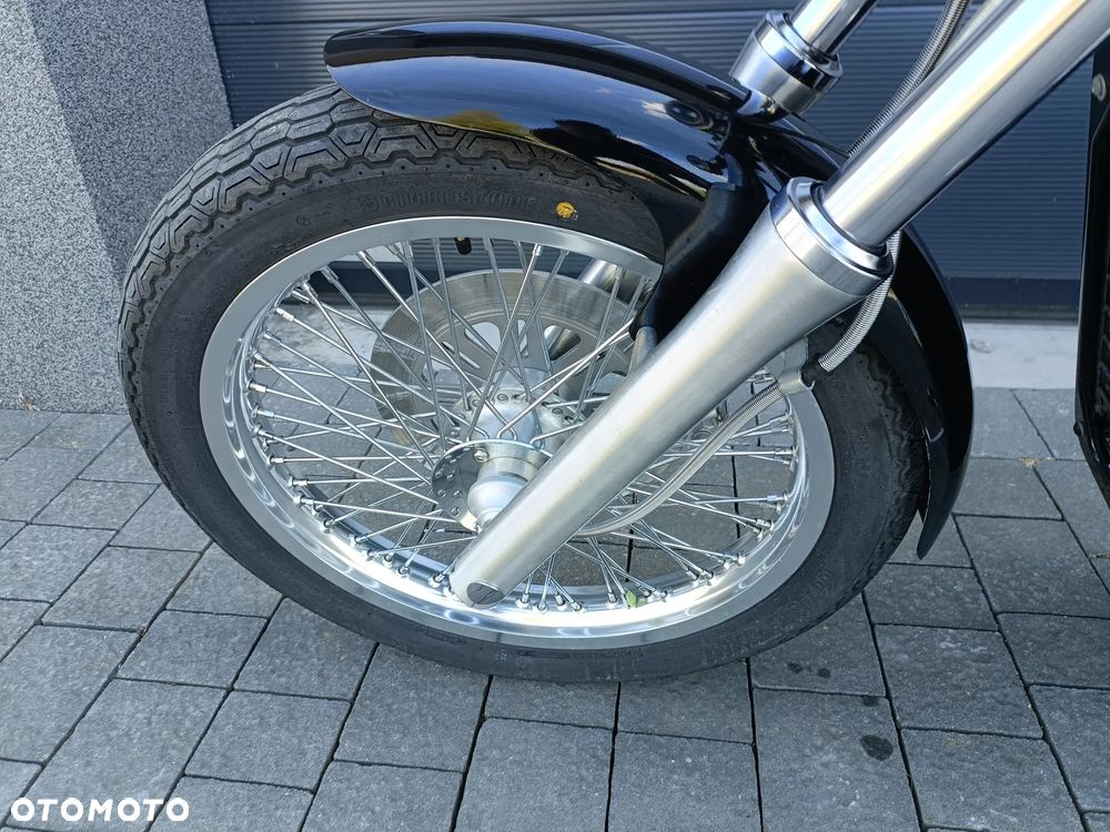 Suzuki VS - 12