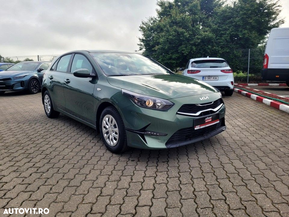 Kia Ceed - 8
