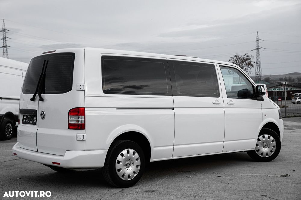 Volkswagen Caravelle - 23