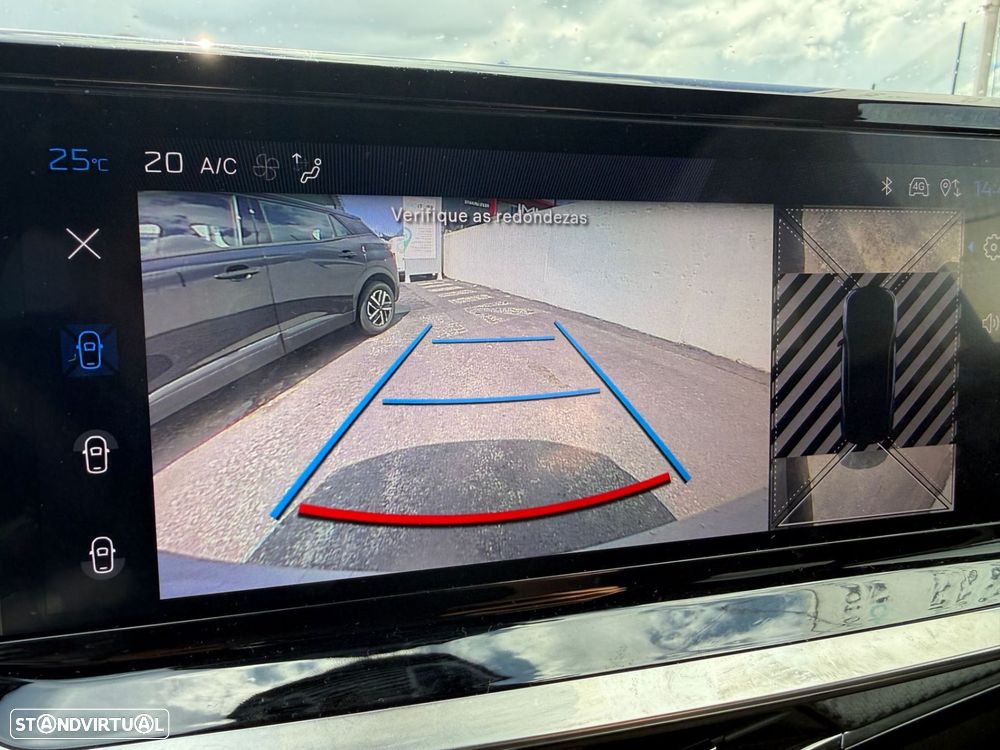 Peugeot 2008 1.2 Hybrid Allure e-DCS6 - 21