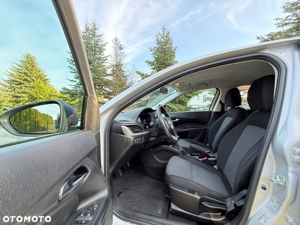 Fiat Tipo 1.4 T-Jet 16v Lounge - 15
