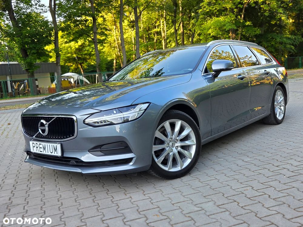 Volvo V90 D3 Geartronic Momentum Pro - 1