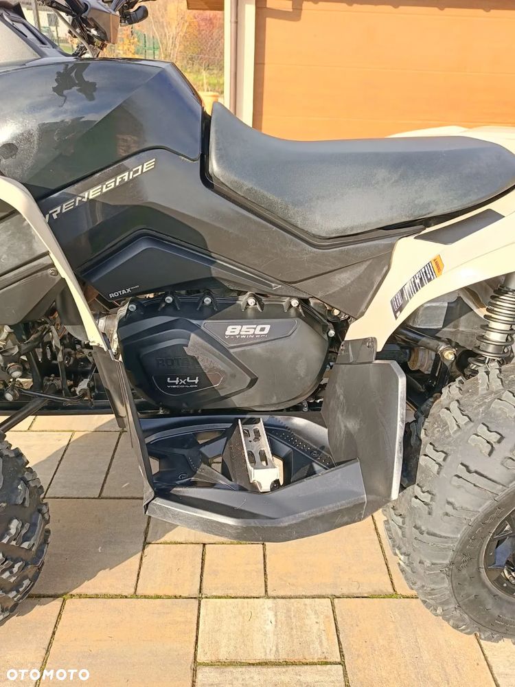 Can-Am Renegade - 11