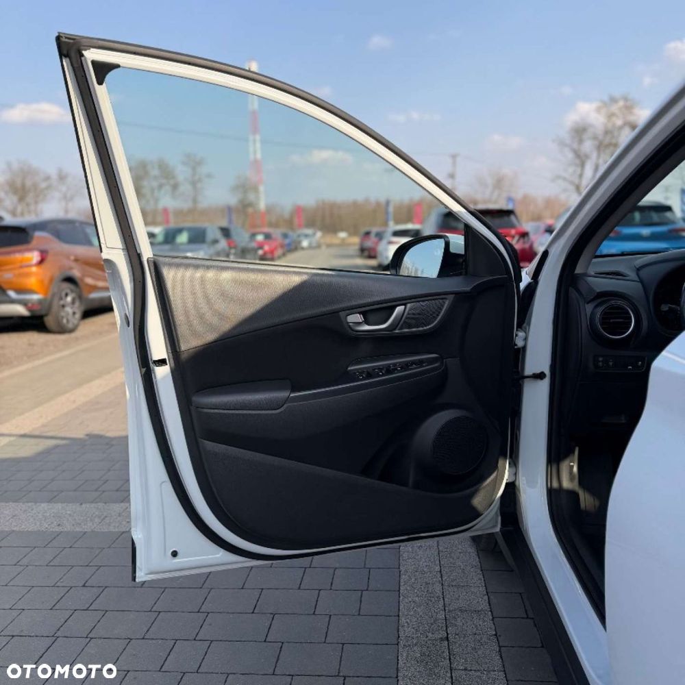 Hyundai Kona - 13