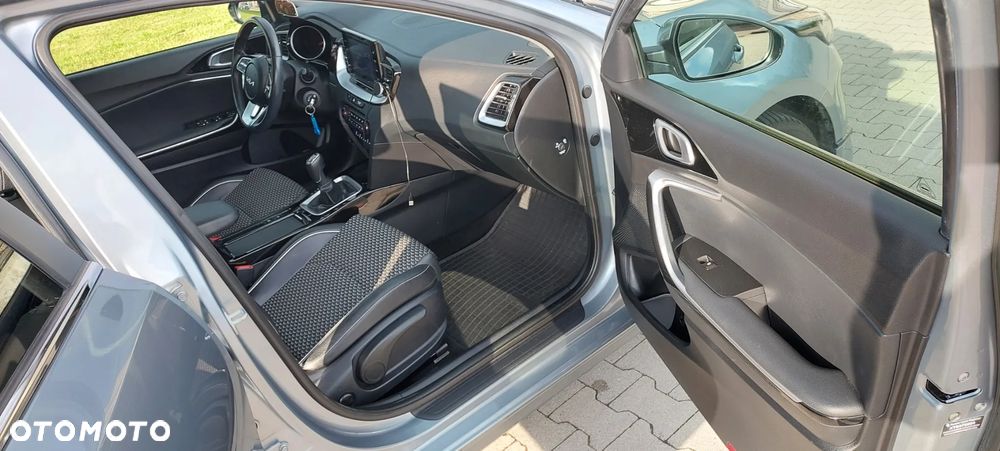 Kia Ceed 1.5 T-GDI L - 13
