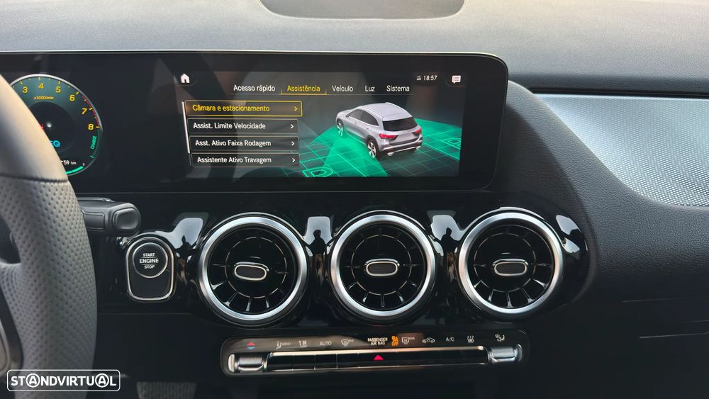 Mercedes-Benz GLA 250 e 8G-DCT Progressive - 25