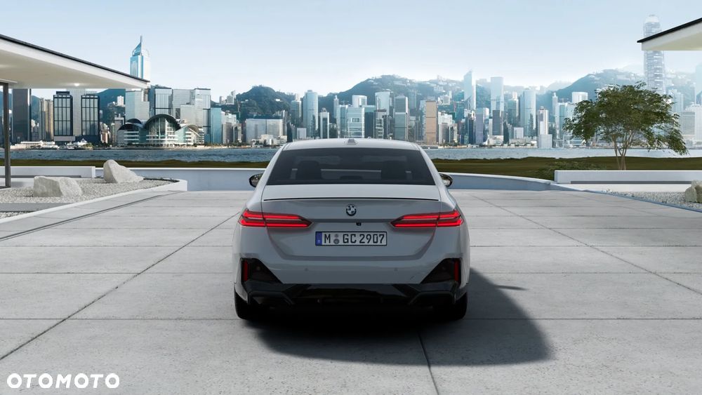 BMW Seria 5 520d mHEV M Sport - 5