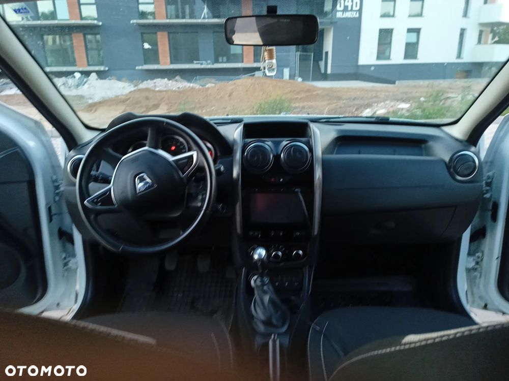 Dacia Duster 1.6 SCe Blackshadow 4x4 S&S - 8