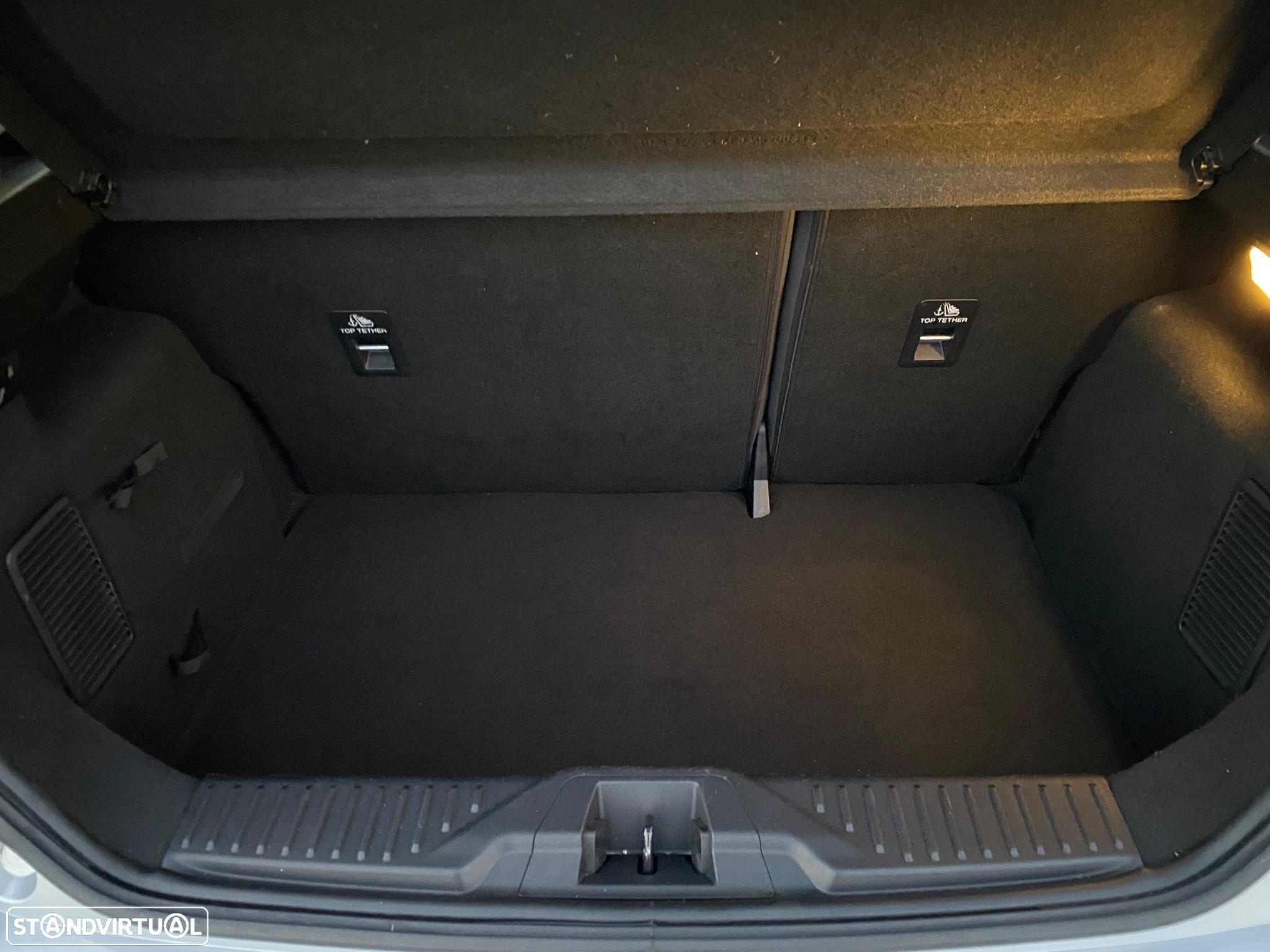 Ford Fiesta 1.5 TDCi Connected - 9