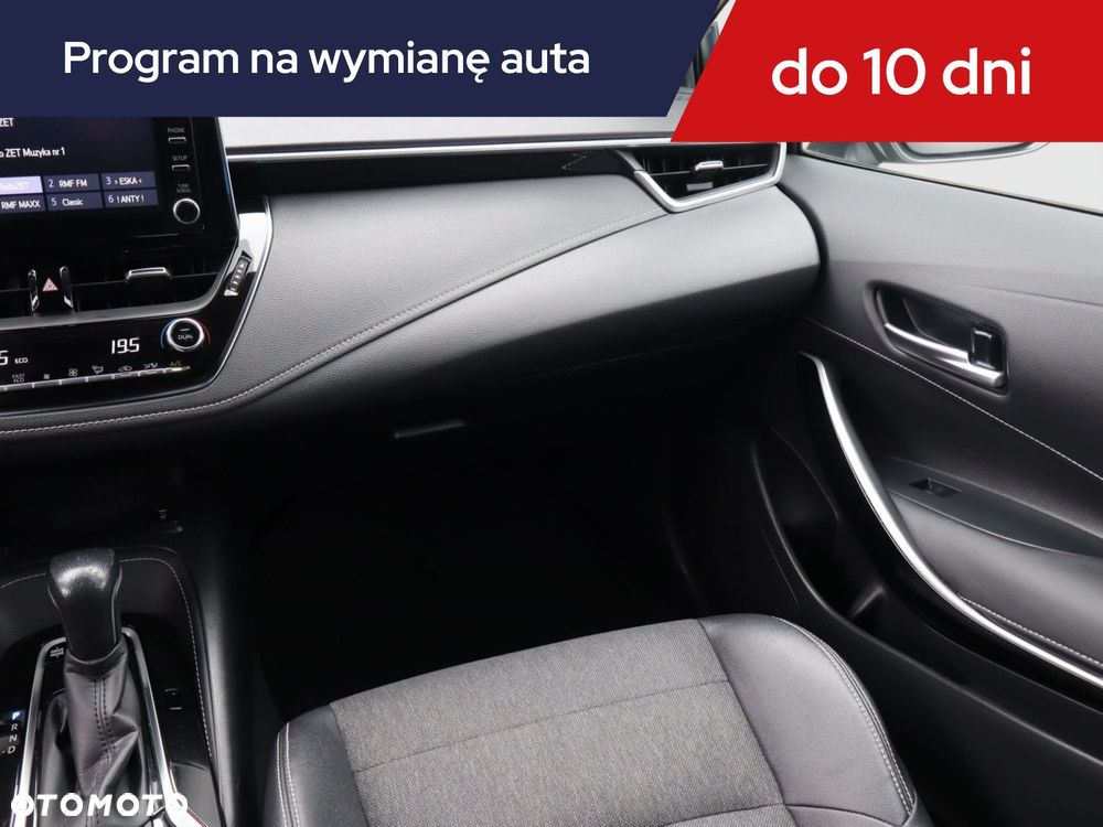 Toyota Corolla - 10