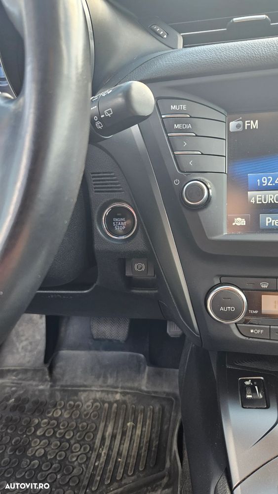 Toyota Avensis Touring Sports 1.8 Multidrive S Edition S+ - 17