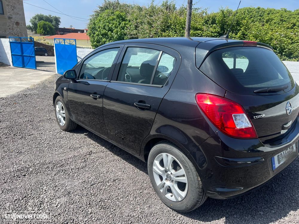 Opel Corsa 1.2 Cosmo - 6
