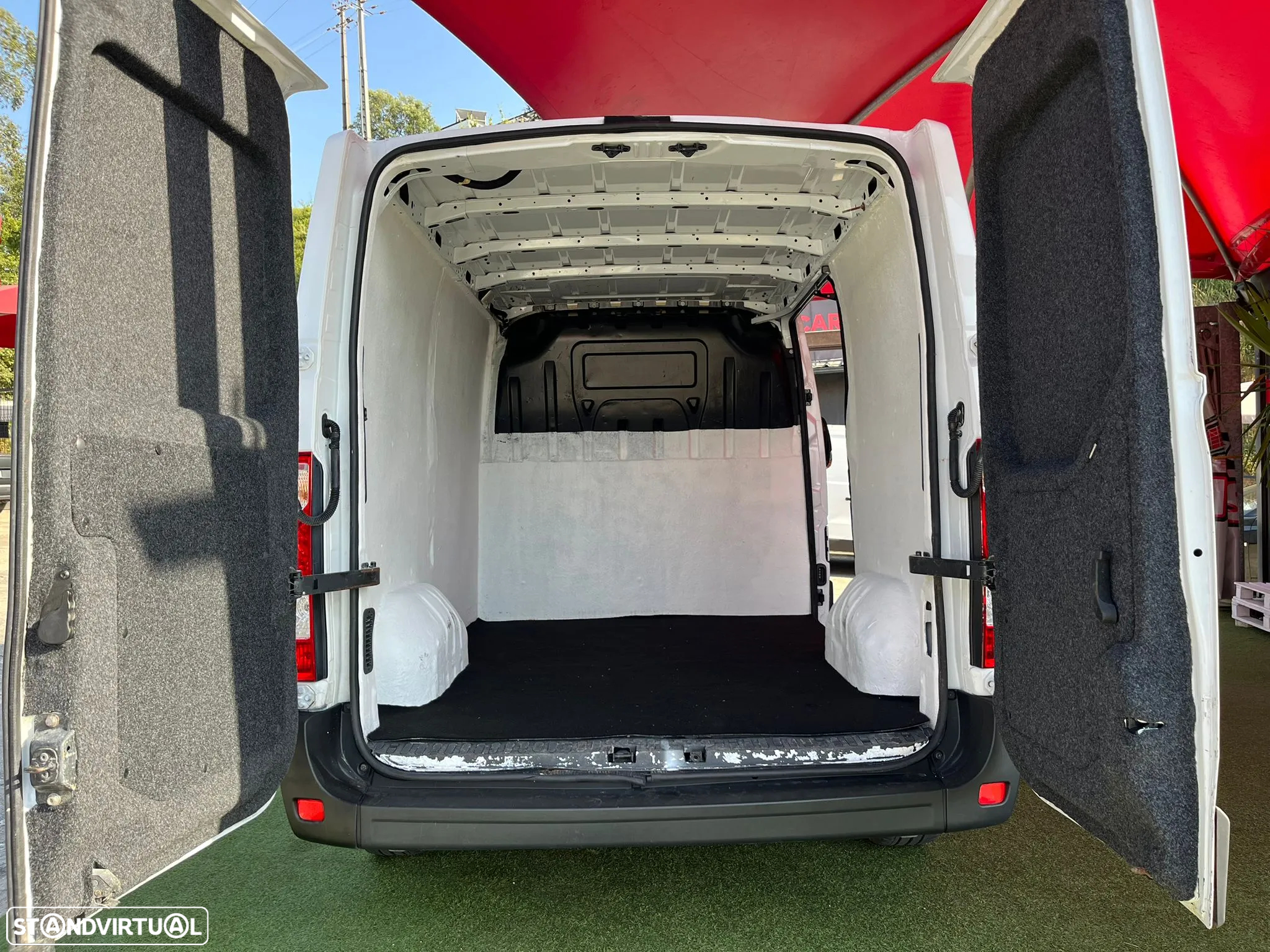 Renault Master | 2.3 DCI | 3 Lug. - 5