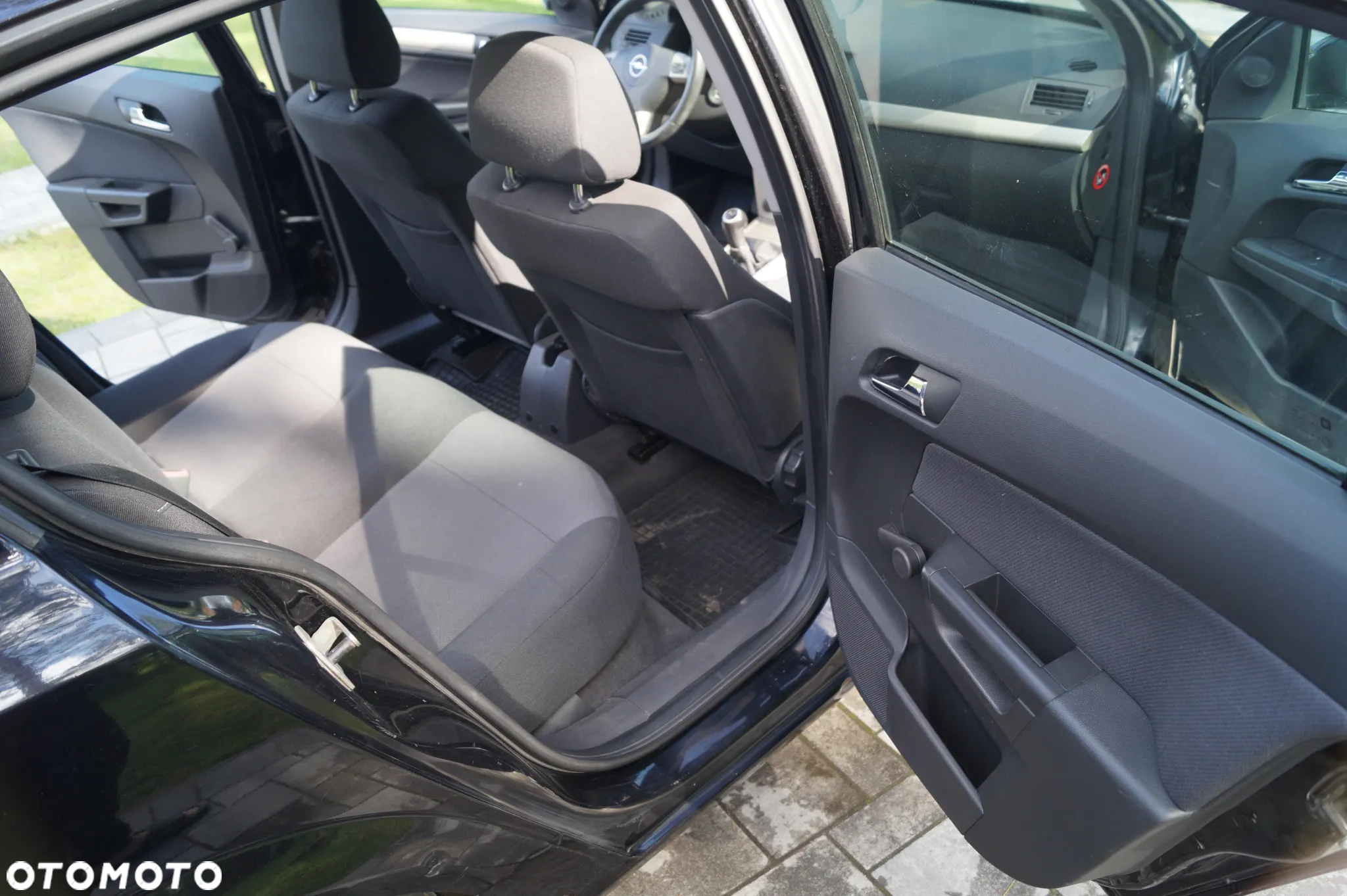 Opel Astra III 1.6 111 - 12