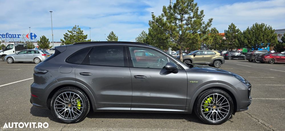 Porsche Cayenne E-Hybrid Tiptronic S - 2
