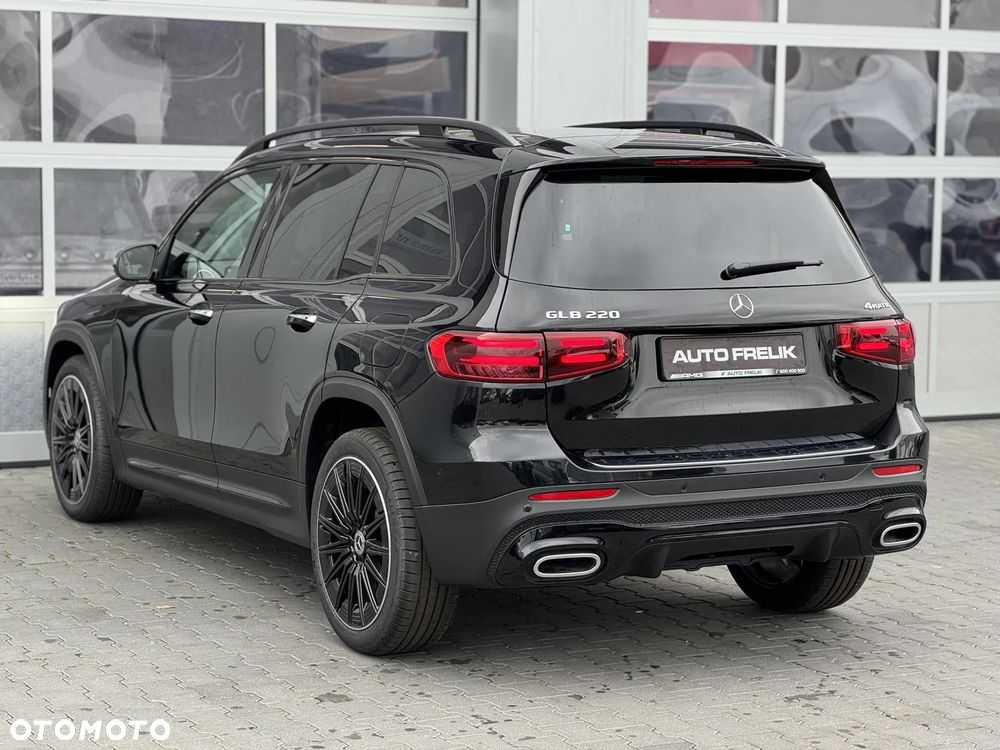 Mercedes-Benz GLB 220 4Matic 8G-DCT AMG Line Advanced Plus - 11