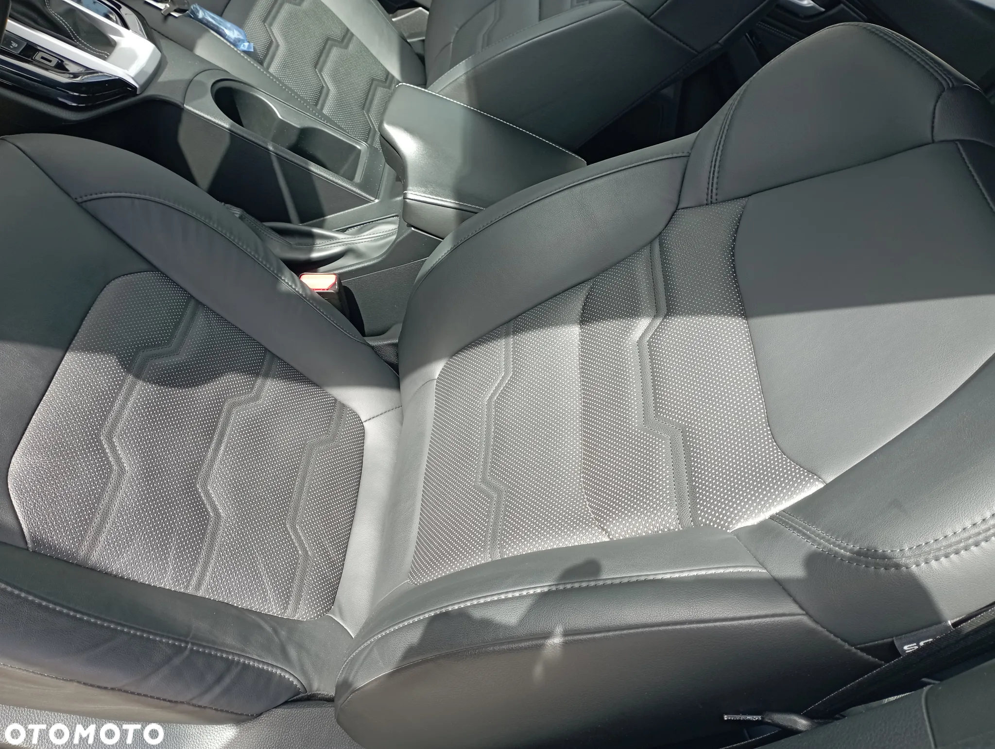 Isuzu D-Max 1.9 DC LSE - 25