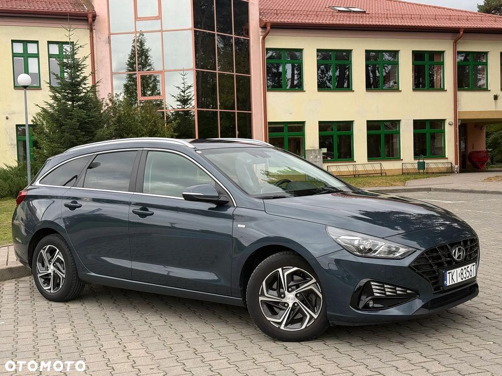 Hyundai i30 1.5 T-GDI 48V Comfort DCT - 1