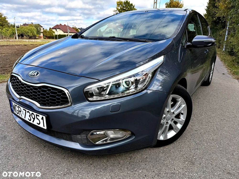 Kia Ceed Cee'd 1.6 GDI Smart Plus - 23