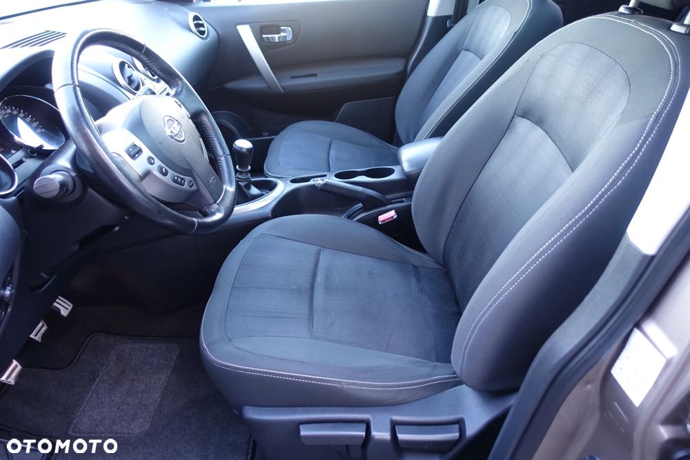 Nissan Qashqai 1.5 dCi DPF acenta - 26