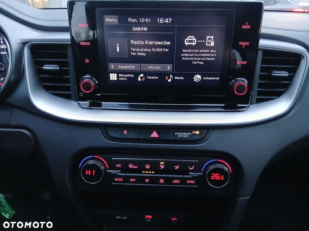 Kia Ceed 1.5 T-GDI M - 21