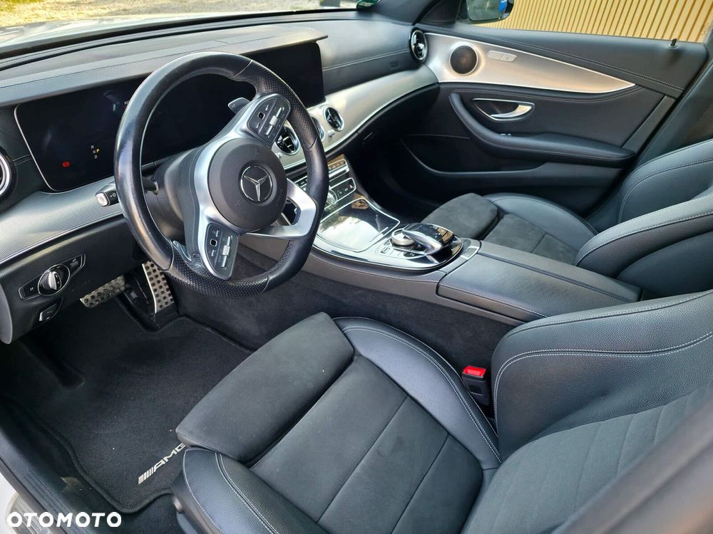 Mercedes-Benz Klasa E - 12